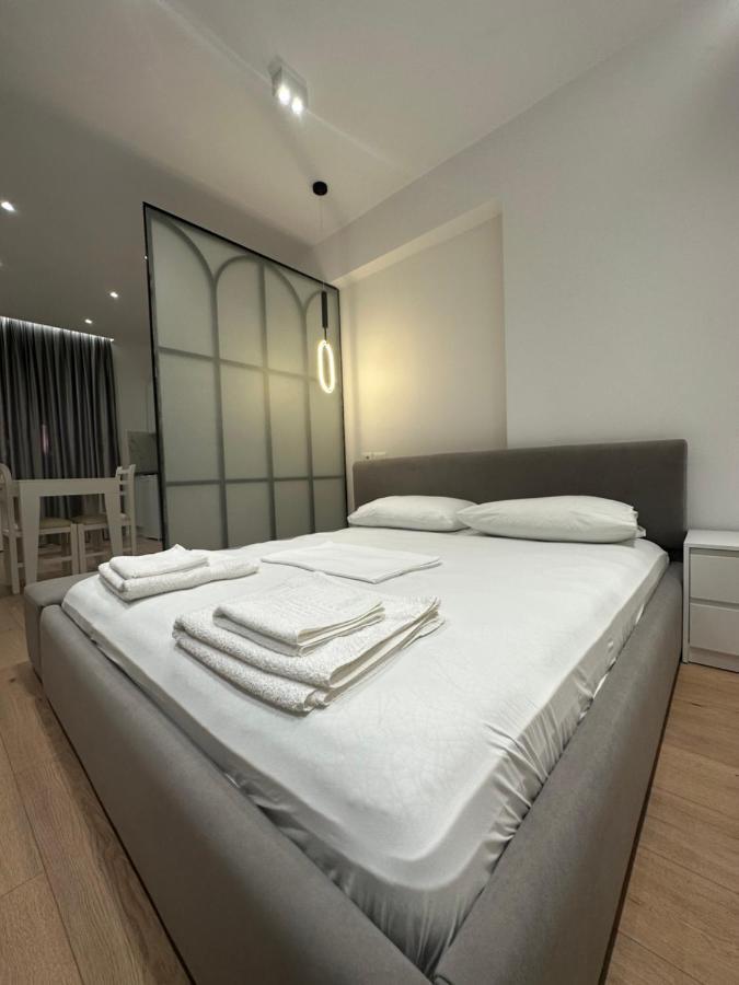 Center Apartment Tiranë Ngoại thất bức ảnh